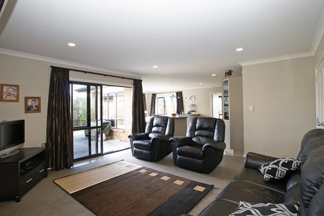 Photo of property in 3 Gibbston Close, Huntington, Hamilton, 3210