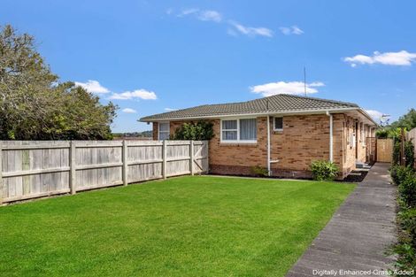 Photo of property in 1/5 Addison Drive, Glendene, Auckland, 0602