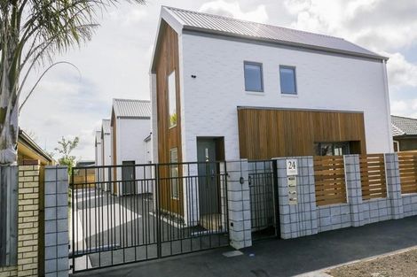 Photo of property in 24u4 Lyon Street, Frankton, Hamilton, 3204