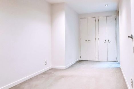 Photo of property in Piermont Apartments, 4i/82 Cable Street, Te Aro, Wellington, 6011