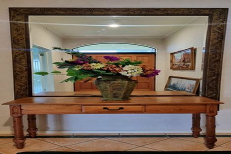 Photo of property in 174 Kilkenny Drive, East Tamaki Heights, Auckland, 2016