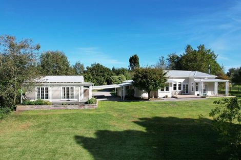 Photo of property in 365 Corbett Road, Paraite, New Plymouth, 4373