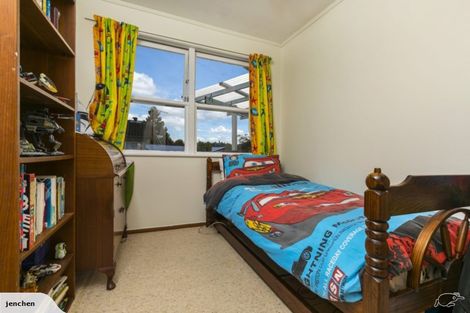 Photo of property in 6 Lauris Place, Birkdale, Auckland, 0626