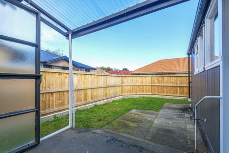 Photo of property in 50 Pahiatua Street, Hokowhitu, Palmerston North, 4410