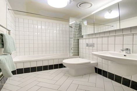 Photo of property in 308/3u Roxburgh Street, Mount Victoria, Wellington, 6011