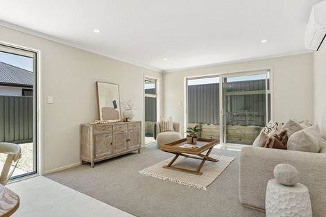 Photo of property in 23 Tabraham Crescent, Pyes Pa, 3112