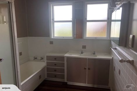 Photo of property in 34 Haggitt Street, Feilding, 4702