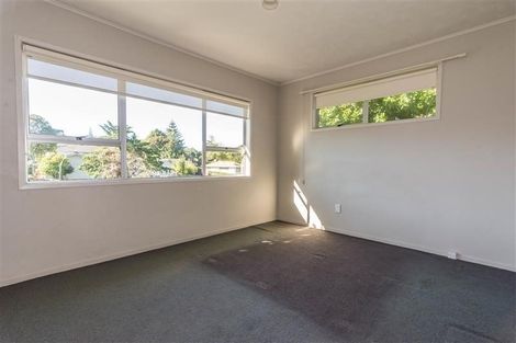 Photo of property in 49 Donovan Avenue, Massey, Auckland, 0614