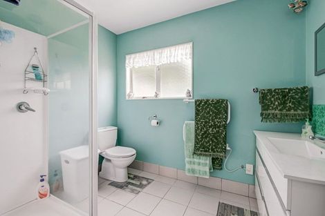 Photo of property in 1 Ngahere Views, Orewa, 0931