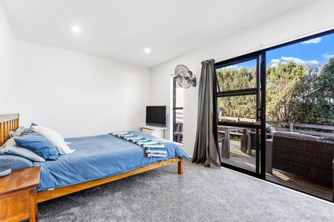 Photo of property in 17 Zealandia Road, Manly, Whangaparaoa, 0930