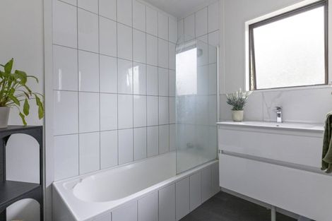 Photo of property in 99 Arthur Crescent, Hilltop, Taupo, 3330