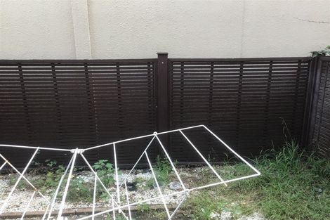 Photo of property in 2/85 Portage Road, New Lynn, Auckland, 0600