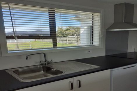 Photo of property in 19 Avro Crescent, Hornby, Christchurch, 8042