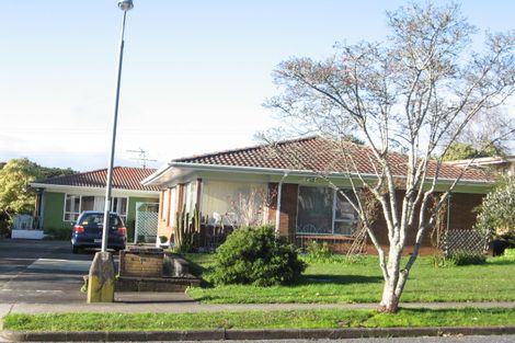 Photo of property in 78a Lawrence Crescent, Manurewa, Auckland, 2102