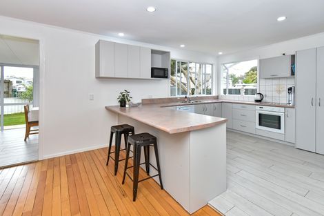 Photo of property in 5a Bunnythorpe Road, Papakura, 2110