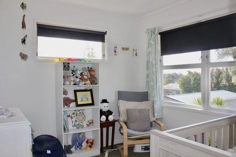 Photo of property in 34 Sunvue Road, Glen Eden, Auckland, 0602