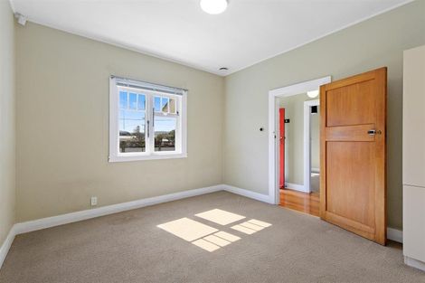 Photo of property in 12 Pohutukawa Street, Woburn, Lower Hutt, 5010