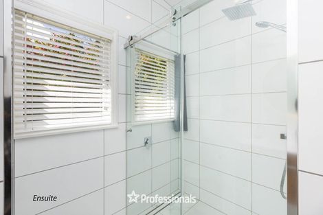 Photo of property in 6 Fendalton Crescent, Pinehaven, Upper Hutt, 5019