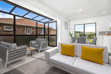 Photo of property in 2/20 Roulston Street, Pukekohe, 2120