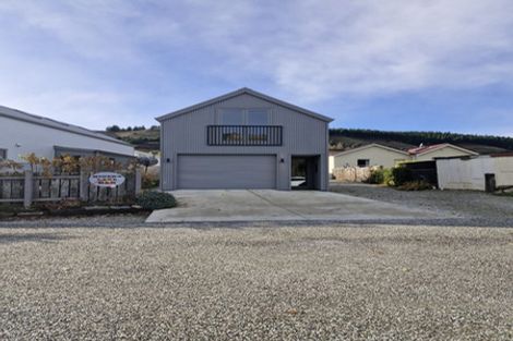 Photo of property in 21 Sunderland Street, Clyde, 9330