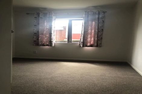 Photo of property in 44 Miro Street, New Lynn, Auckland, 0600