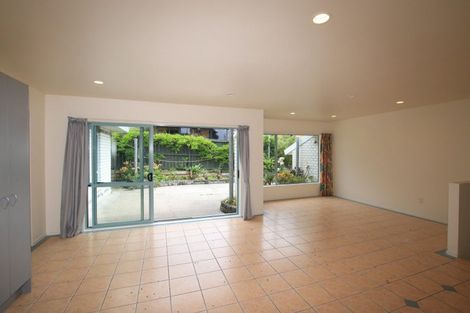 Photo of property in 3 Khaleel Place, Henderson, Auckland, 0612