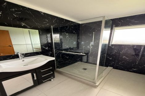 Photo of property in 9 Justin Place, Te Atatu Peninsula, Auckland, 0610