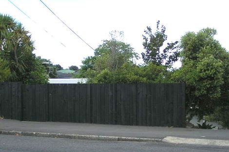 Photo of property in 1/169 Queen Street, Northcote Point, Auckland, 0627