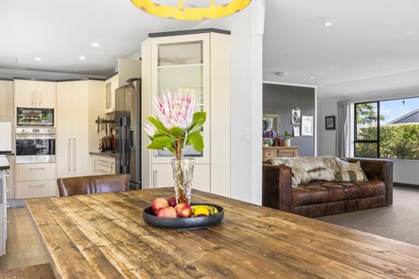 Photo of property in 83 Harvey Street, Waipahihi, Taupo, 3330