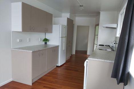 Photo of property in 92 Beazley Avenue, Paparangi, Wellington, 6037