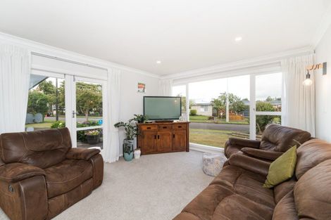 Photo of property in 16 Marsden Place, Awapuni, Palmerston North, 4412