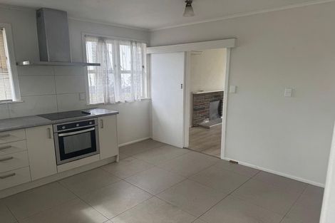 Photo of property in 85 Vodanovich Road, Te Atatu South, Auckland, 0610