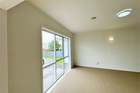 Photo of property in 81a Gloucester Road, Manurewa, Auckland, 2102