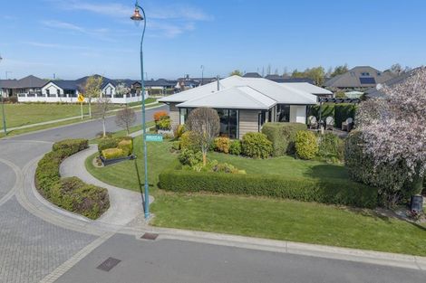 Photo of property in 1 Pimlico Place, Rangiora, 7400