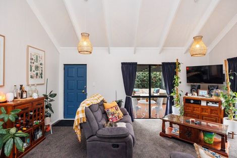 Photo of property in 2a Rutland Place, Milson, Palmerston North, 4414
