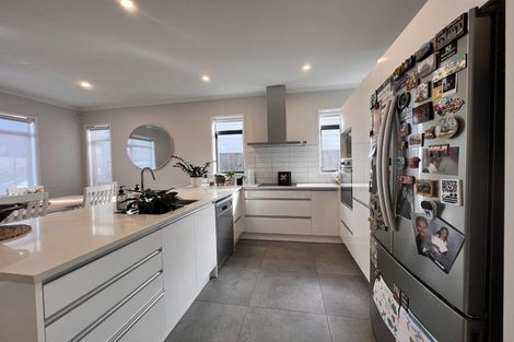 Photo of property in 6 Pinto Road, Pukekohe, 2120