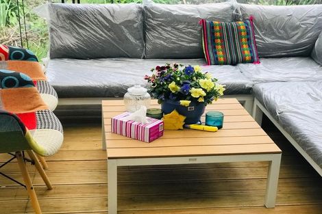 Photo of property in 1/8 Golf Road, New Lynn, Auckland, 0600