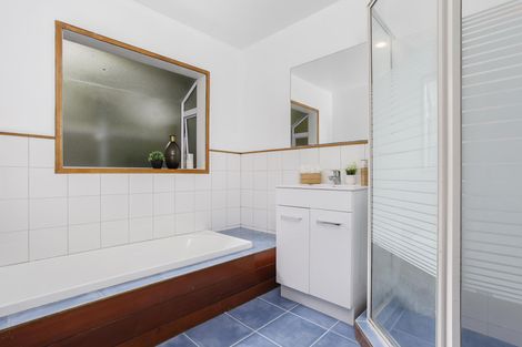 Photo of property in 2/8 Tagor Street, Glen Eden, Auckland, 0602