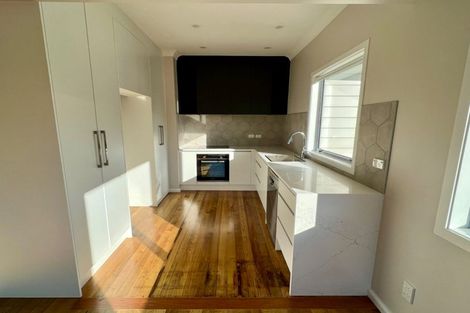 Photo of property in 2/55 Aramoana Avenue, Devonport, Auckland, 0624