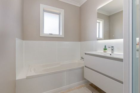 Photo of property in 18 Adams Lane, Springlands, Blenheim, 7201
