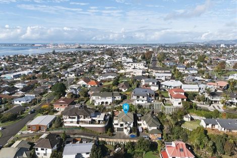 Photo of property in 26c Western Road, Bellevue, Tauranga, 3110