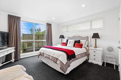 Photo of property in 208 Park Avenue, Waitarere Beach, Levin, 5510