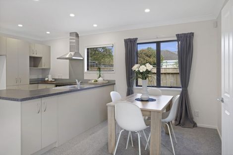 Photo of property in 316a Main Road, Tawa, Wellington, 5028