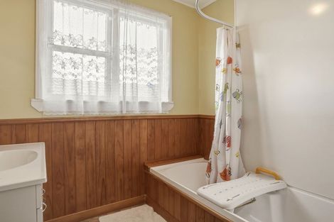 Photo of property in 21 Bradshaw Street, South Dunedin, Dunedin, 9012