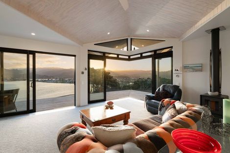 Photo of property in 8 Wiremu Road, Tairua, 3508