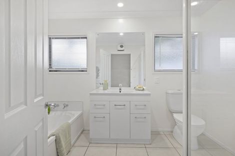 Photo of property in 316a Main Road, Tawa, Wellington, 5028