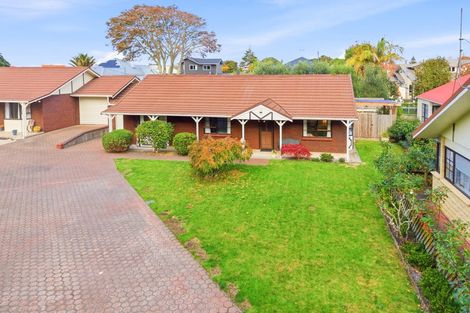Photo of property in 12a Kent Road, Saint Johns Hill, Whanganui, 4501