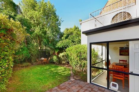Photo of property in 2/266 Riccarton Road, Upper Riccarton, Christchurch, 8041