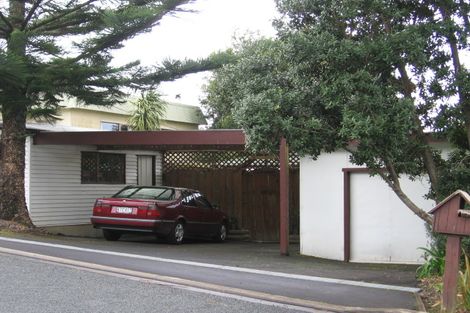 Photo of property in 48 Stillwater Crescent, Stillwater, Silverdale, 0993