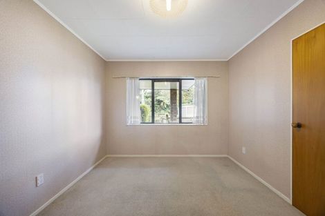 Photo of property in 13 Pentland Place, Highlands Park, New Plymouth, 4312